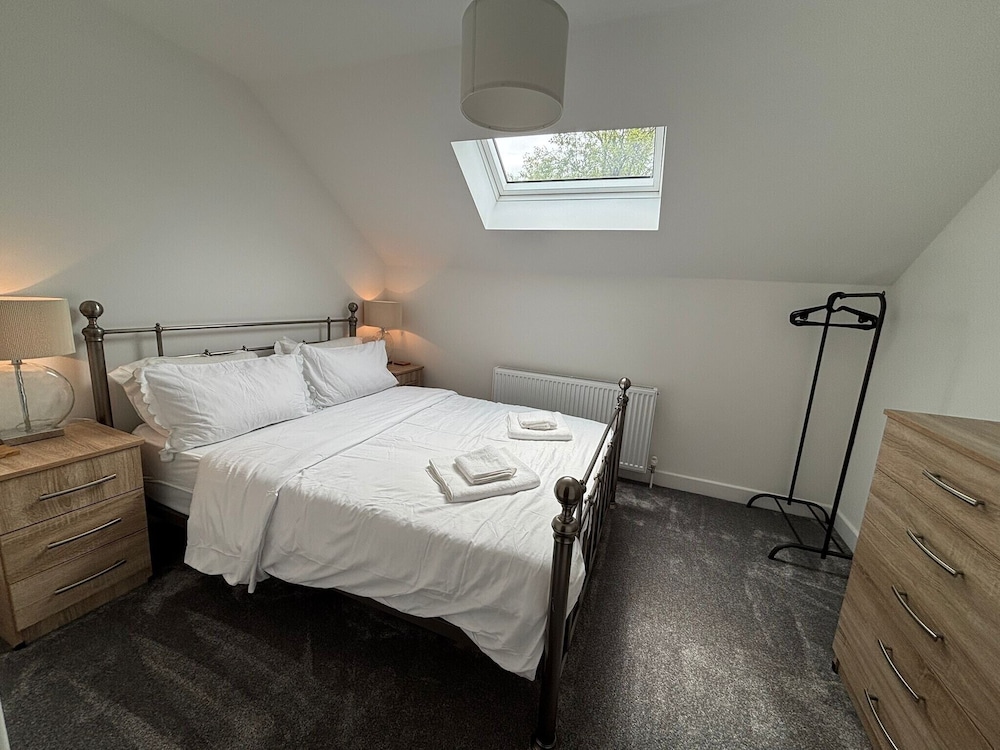 Entire Home Close to Peppa Pig World & New Forest
