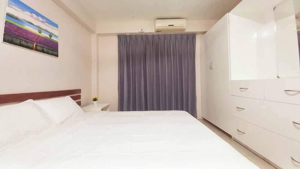Leisure City Apartment - view 14
