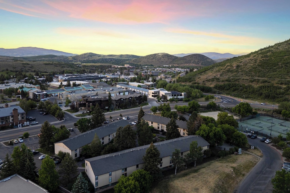 Alpine Ember by Avantstay Park City Retreat Near Main Street, Dining & Deer Valley Slopes