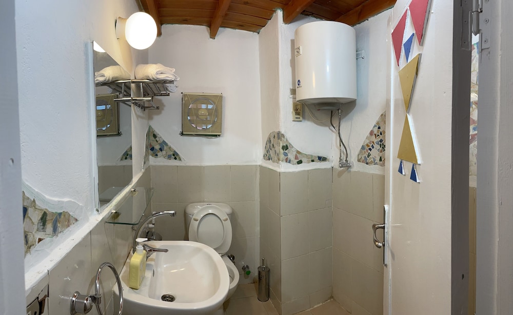 Nubian Palace Eco Lodge - A Nubian Home Since 1959