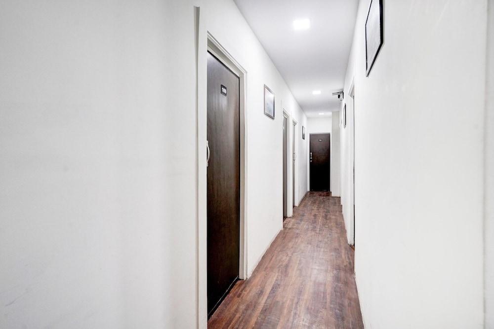 Super Hotel O BKC Santacruz East