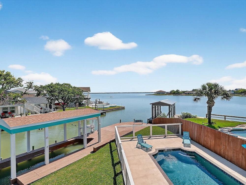 The Blue Pearl Rp6 4 Bedroom Home