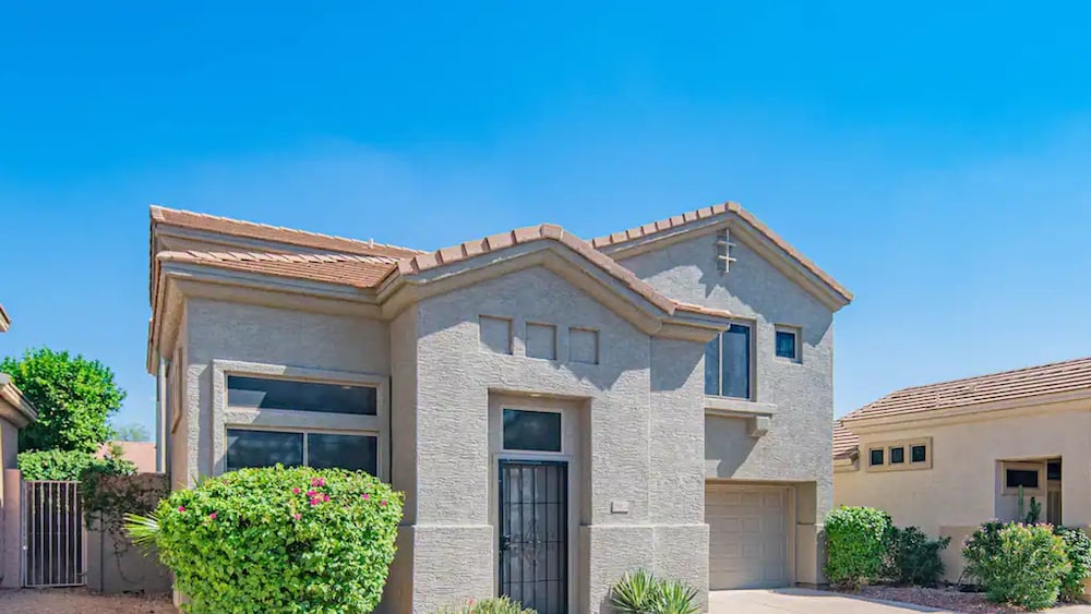 Stylish Cave Creek 3 Bdrm Vacation Home! view 4