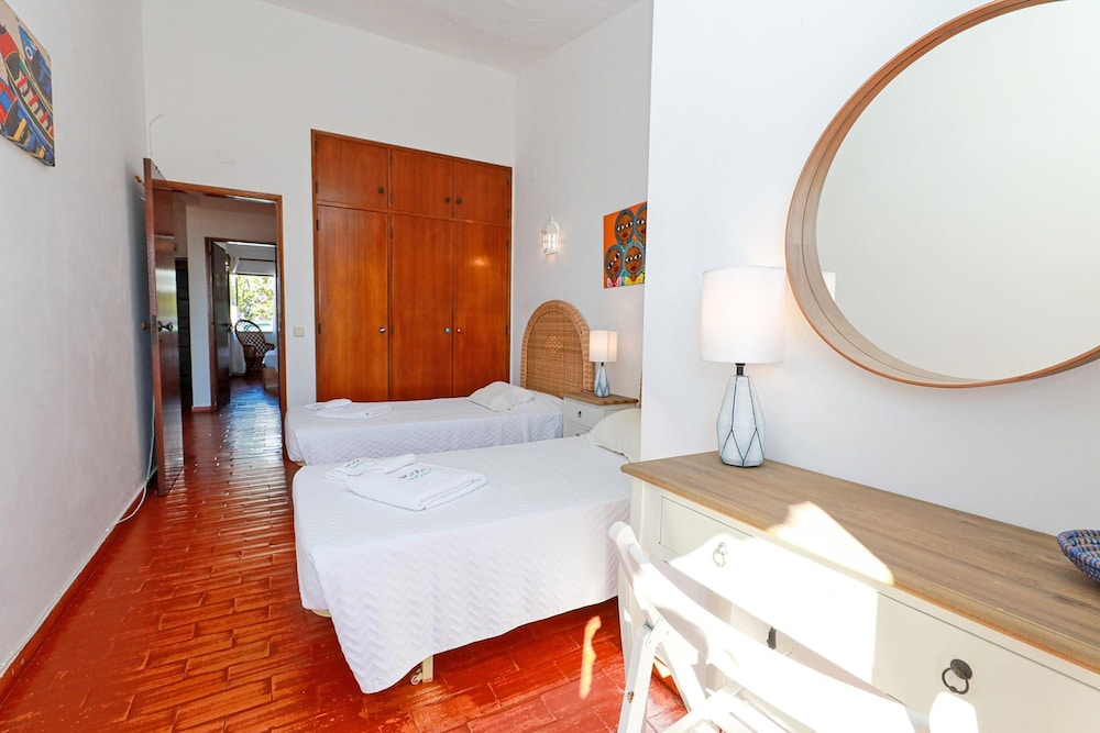 B86 - Beachline Apartment in Praia da Luz
