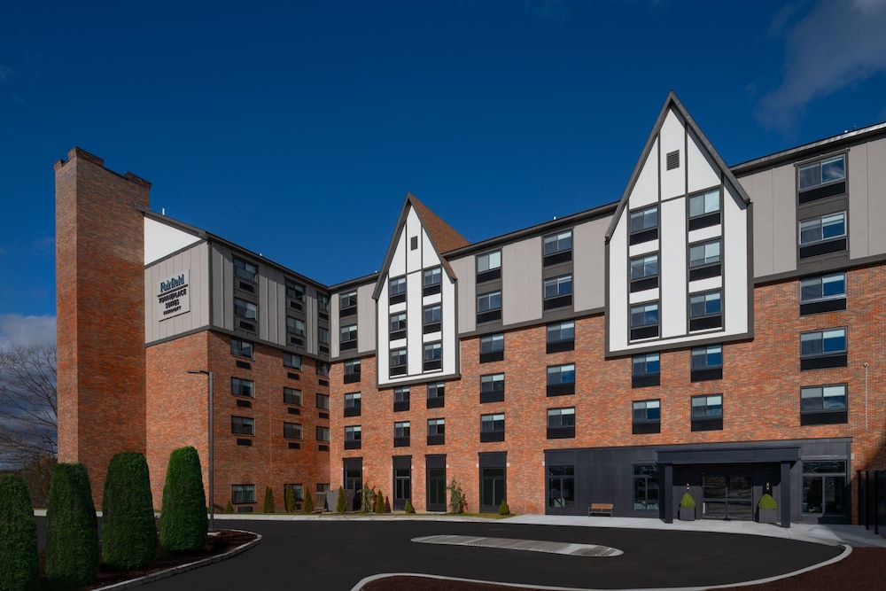 Boston Vacations - Fairfield Inn  Suites by Marriott Framingham - Property Image 1