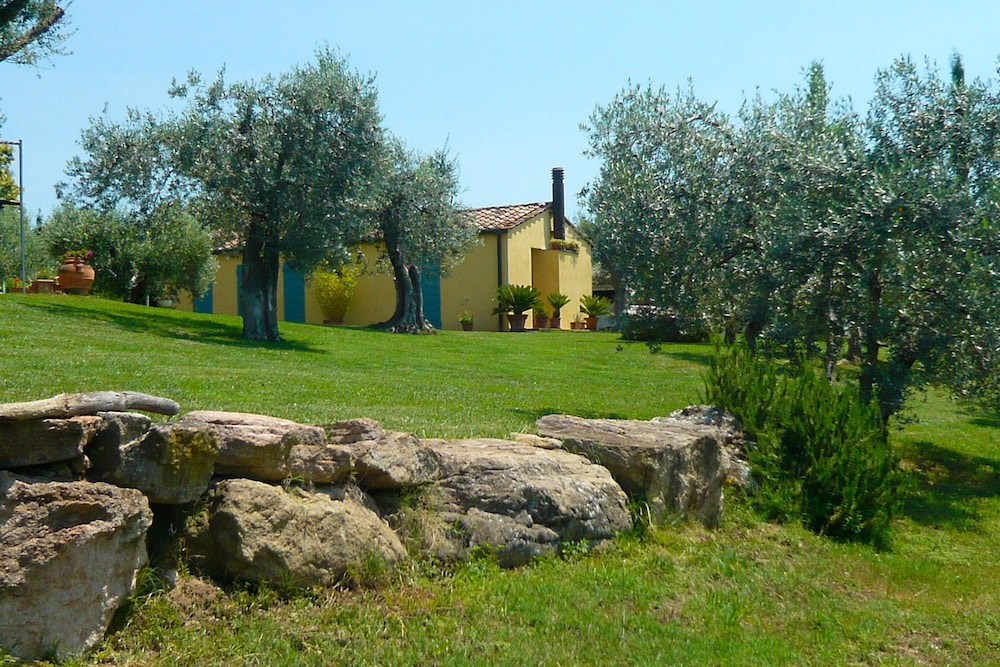 Casale Vezzoli con Piscina