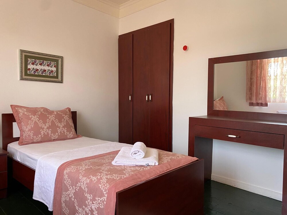 Bozcaada Butik Pansiyon - Image 29