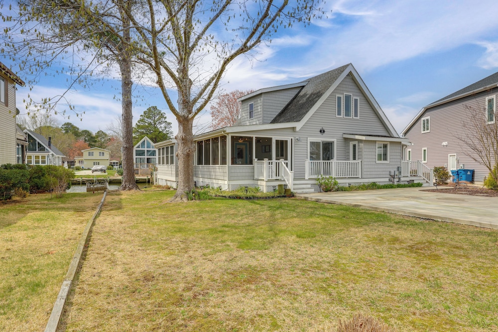 Waterfront Cottage w/ Private Dock in Ocean Pines!