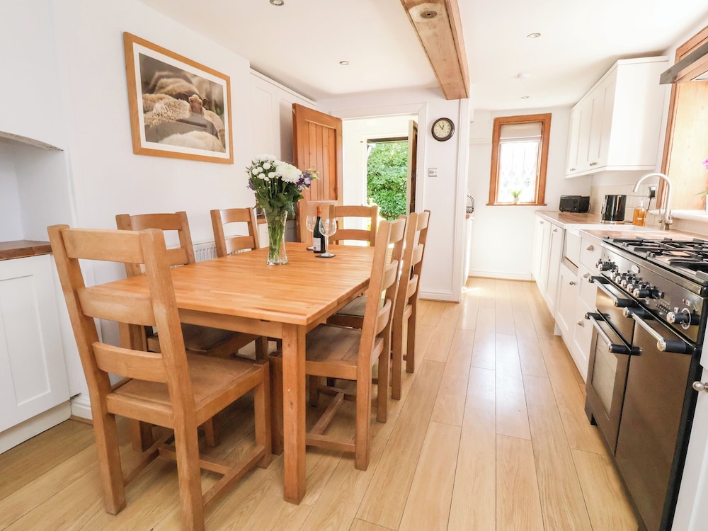 Jasmine Cottage