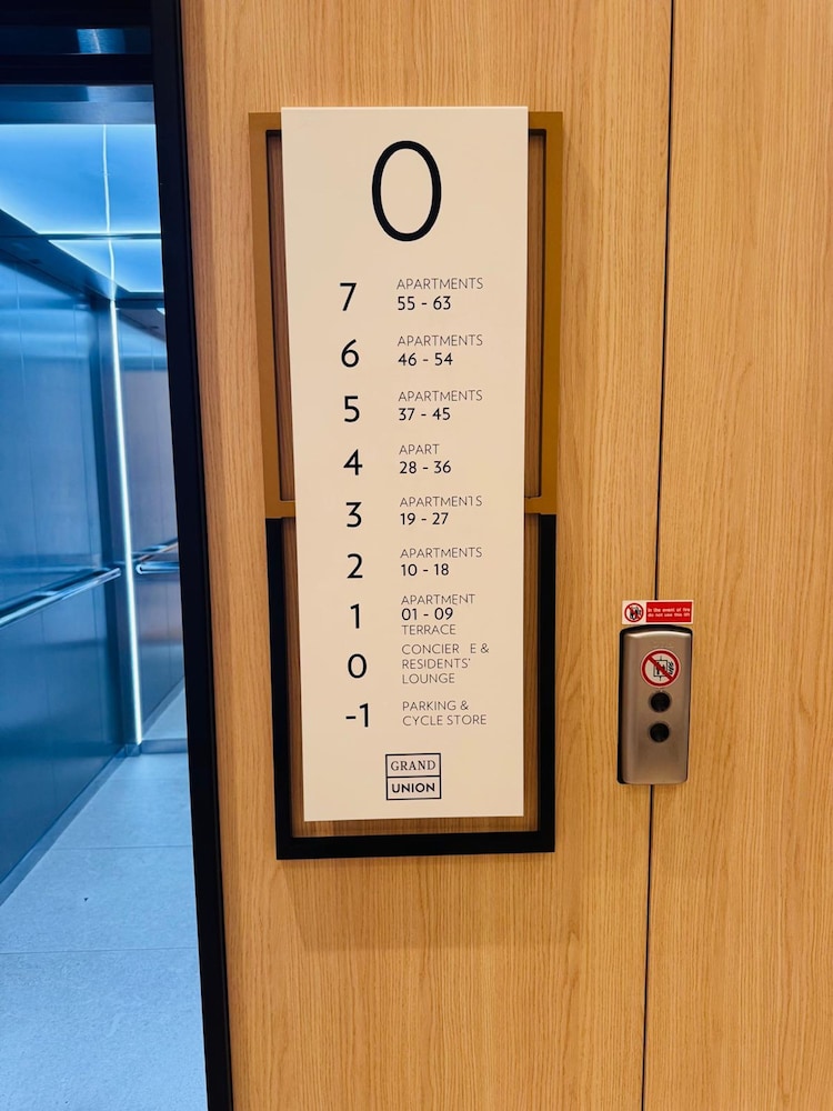 Central Wembley 2BR Modern Clean Connected