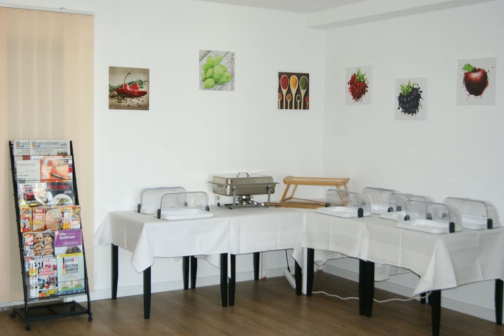 Muenster Vacations - Hotel am Rathaus - Property Image 1