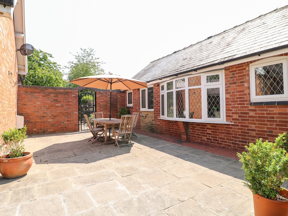 Elm Tree Cottage