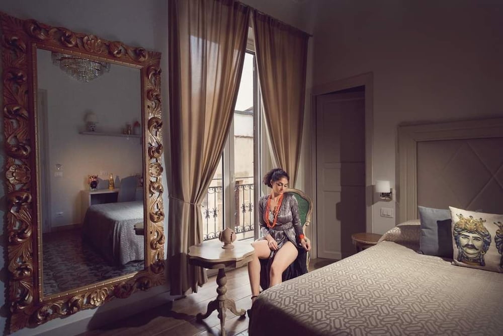 Kéramos Luxury Rooms