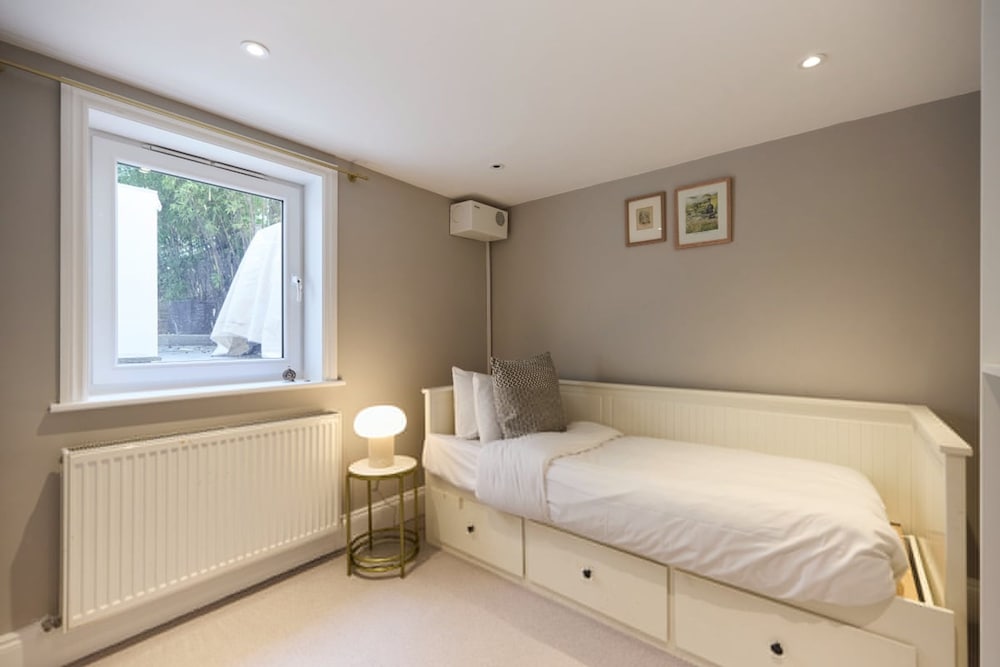 The Chelsea Retreat - Outstanding 5bdr House With Garden