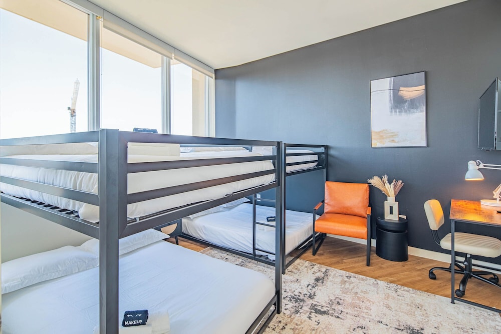 ROVE LIVING/KL - 44 Monroe