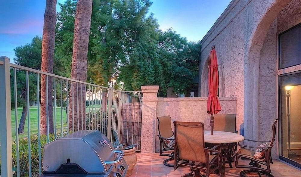 Continental Gardens By Signature Vacation Rentals