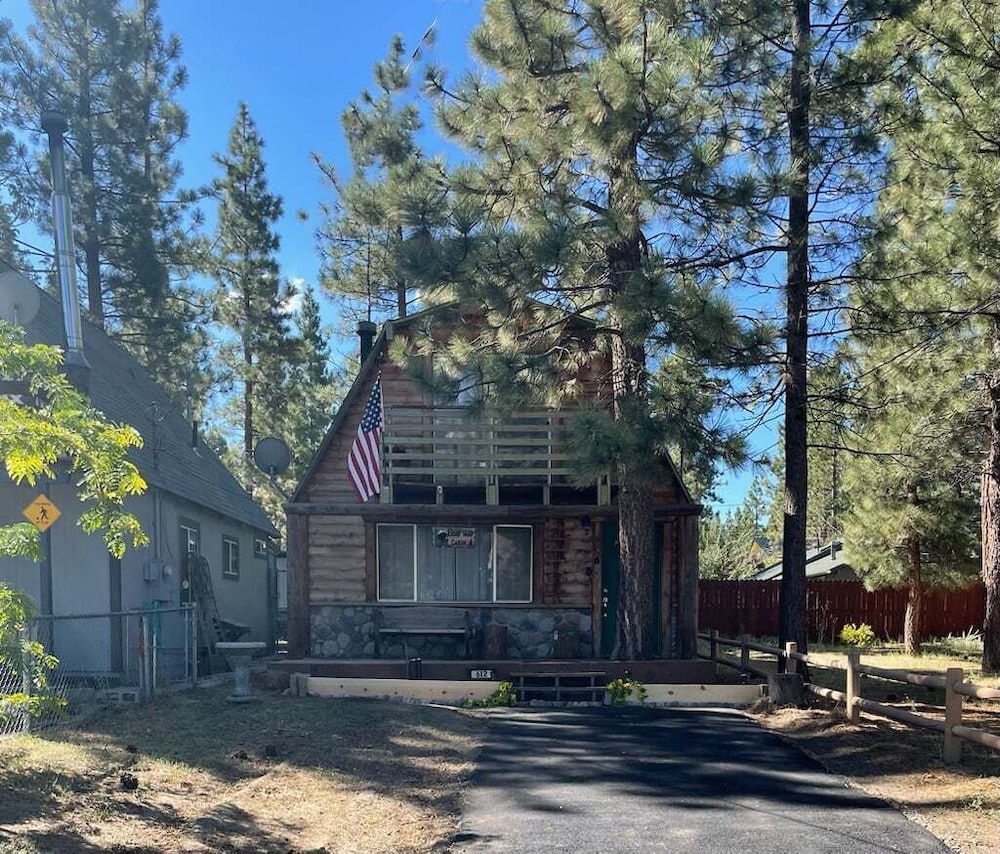Bear Trap Cabin