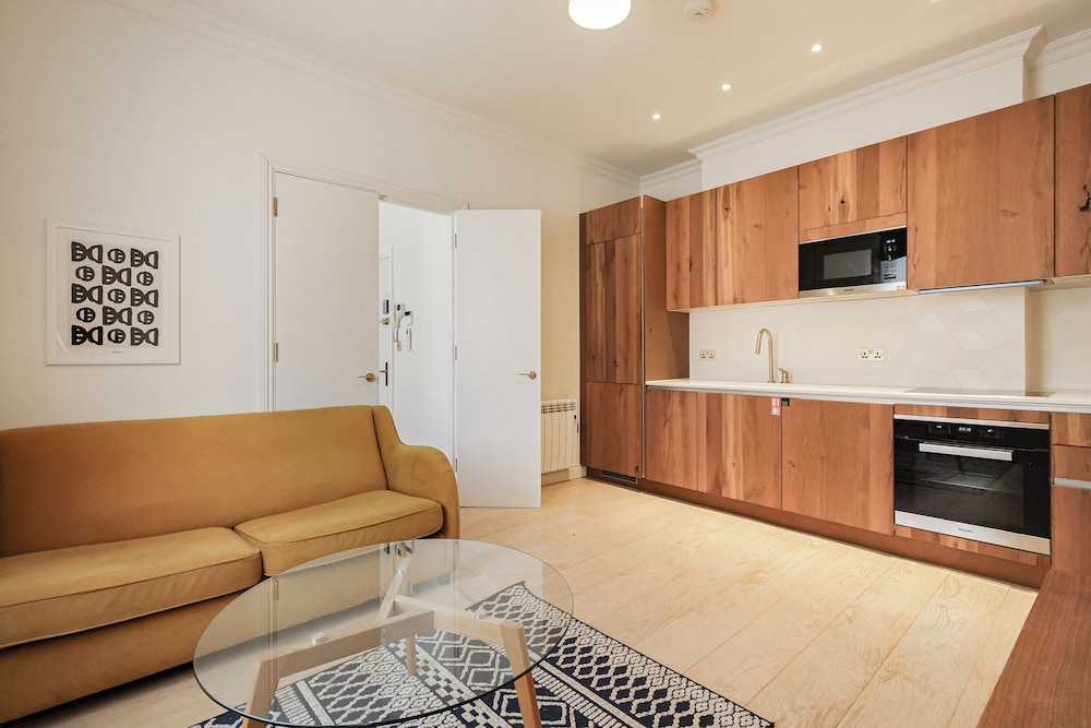 Kensington Gardens Apartments