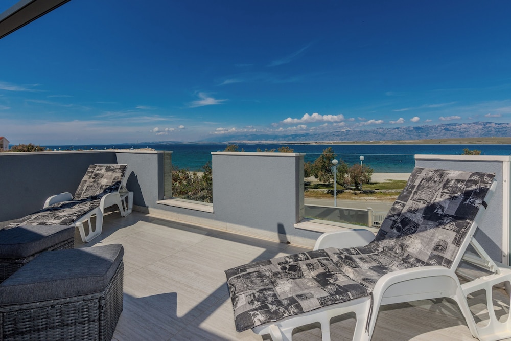 Apartments Mavracic