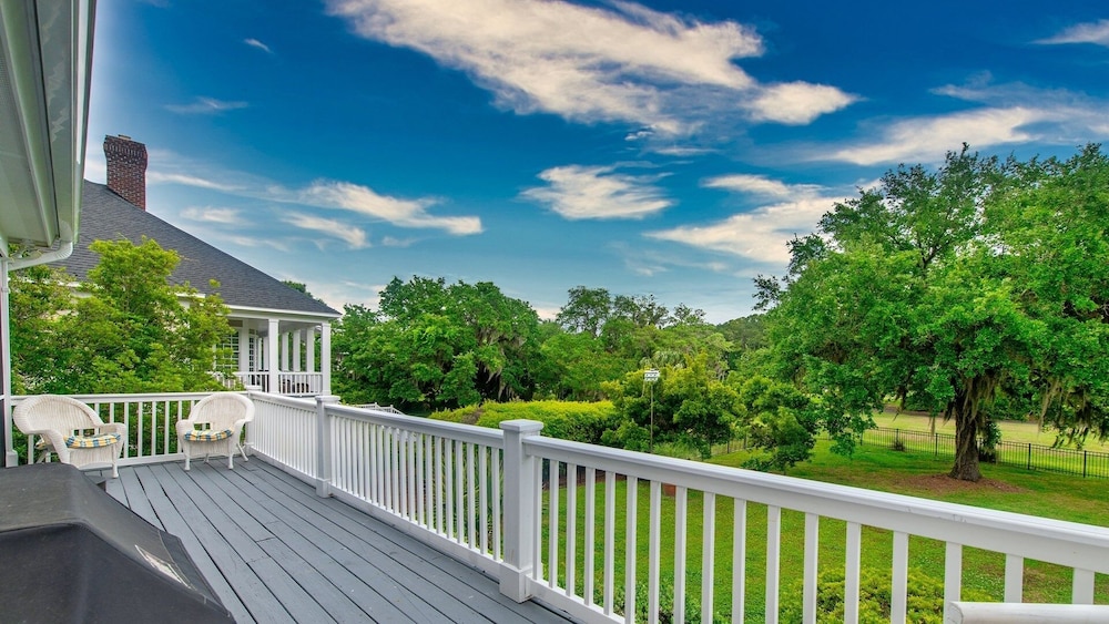Come Coasting In Debordieu 4 Bedroom Home by RedAwning view 5