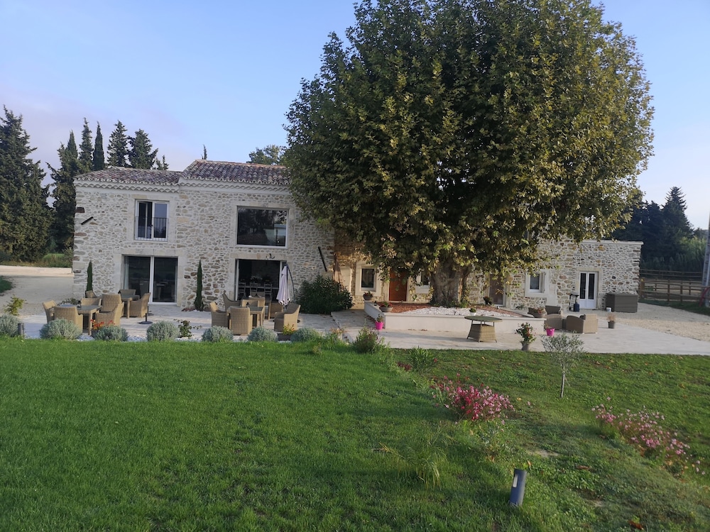 Hotel La petite plaine