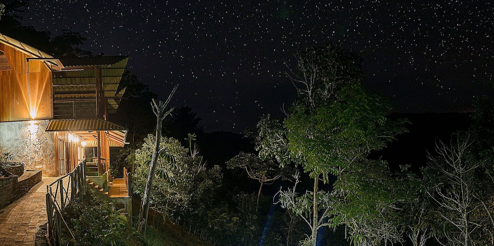 Sumaj Lagoon Lodge