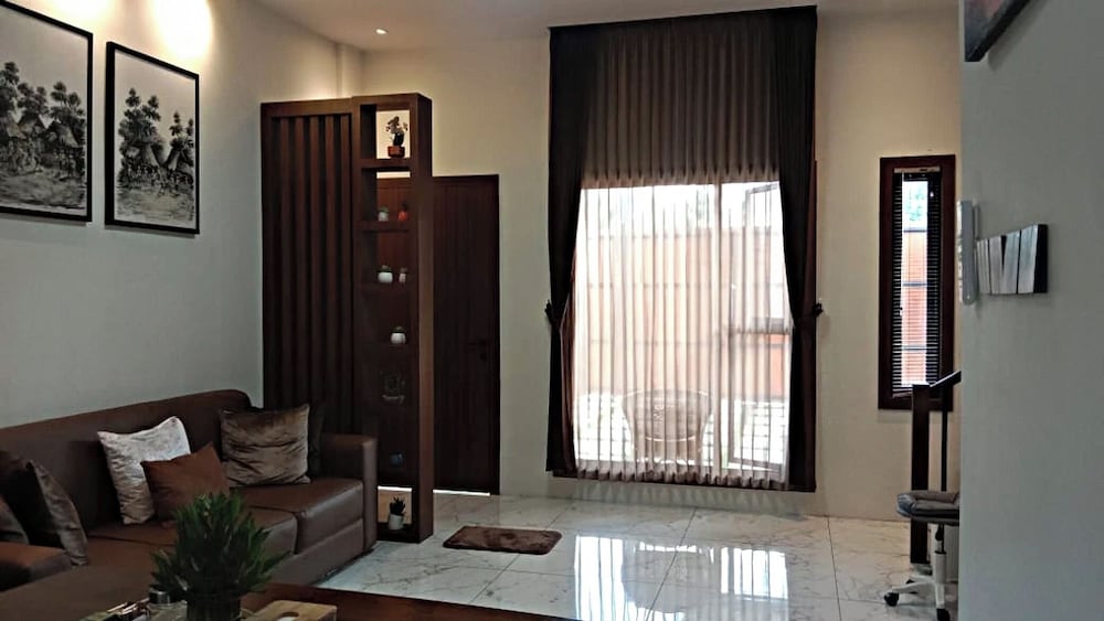 Airo Villas