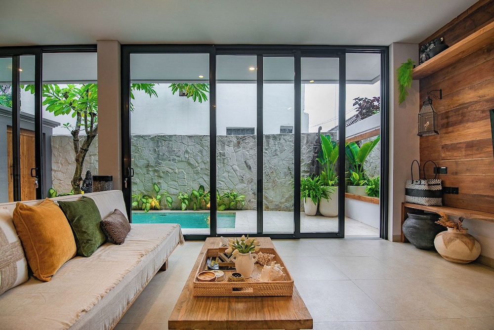 Sister Suites