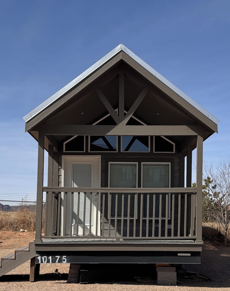 Arches Hut