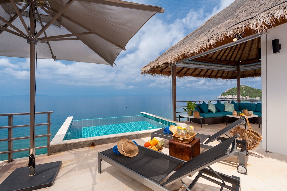 Cape Shark Pool Villas