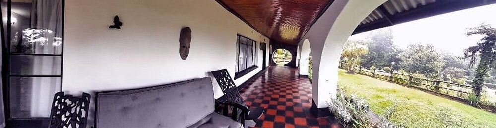 Vimbainashe Villa