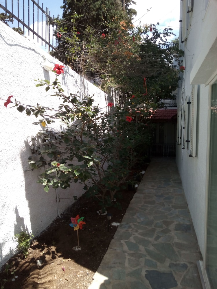 Elite Apartments view 2