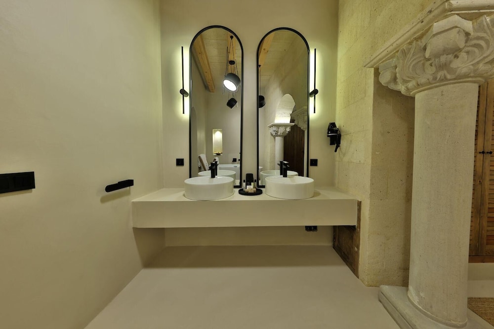 InterContinental Istanbul by IHG - Image 93