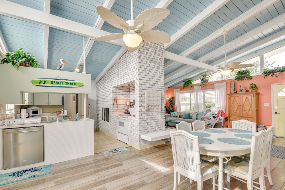 Ormond Beach Home w/ Pool - Walk to Ocean!