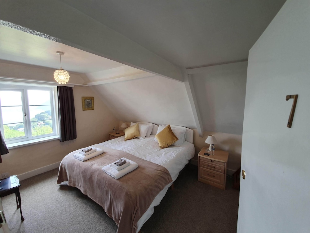 Lynton Vacations - Sinai House - Property Image 24