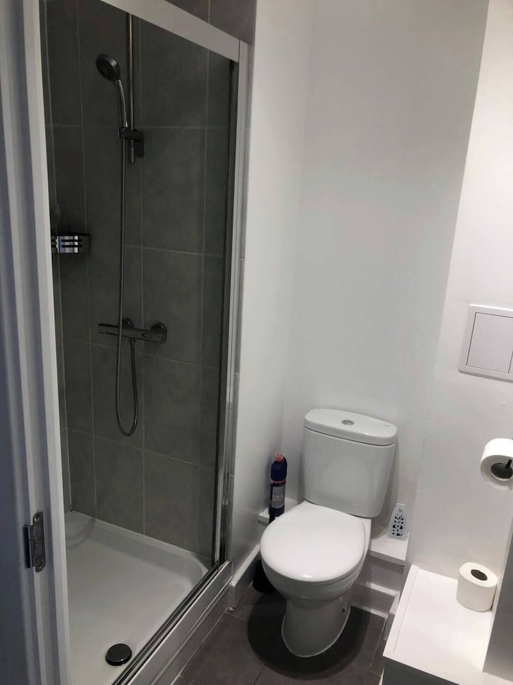 Shorditch Apartment Sleeps 6