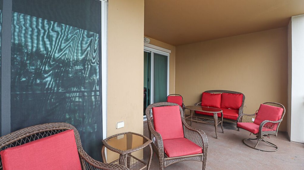 Legacy Towers II Deluxe