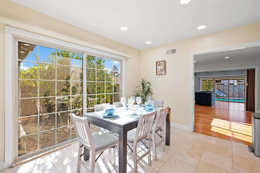 Luxury Estate With Sparkling Pool & Elegant Amenities