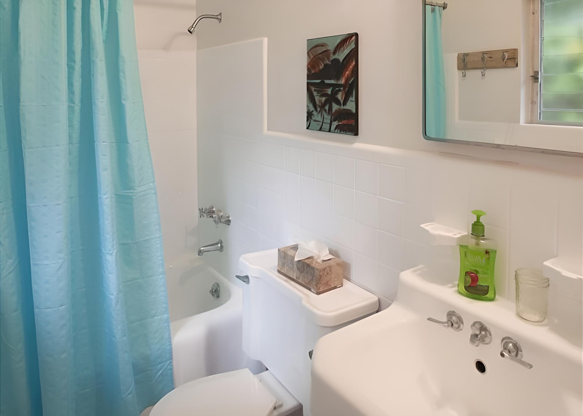 Salty Bungalow Azul