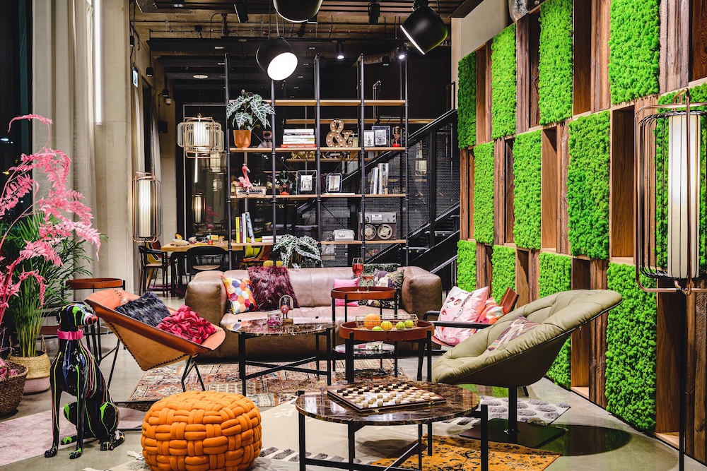 Moxy Poznan Airport