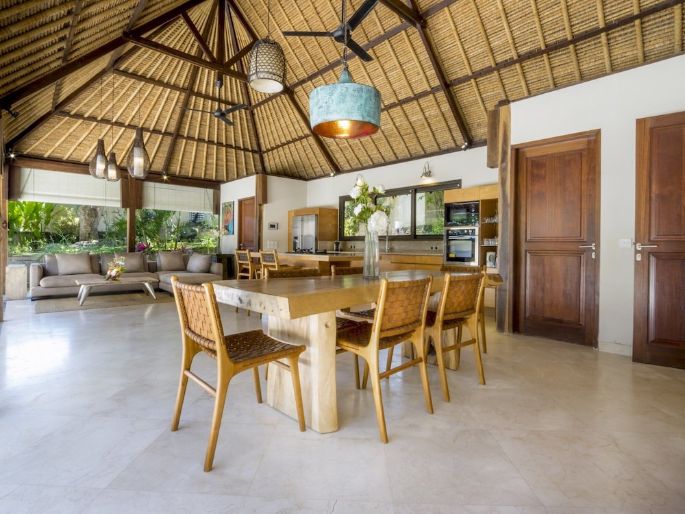 Villa Kayu Merah in Pecatu view 5