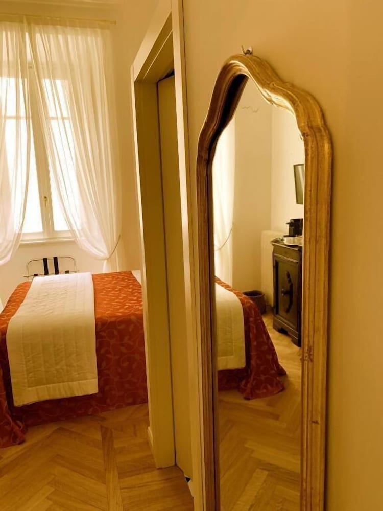 La Belle Coquette B&B photo 3