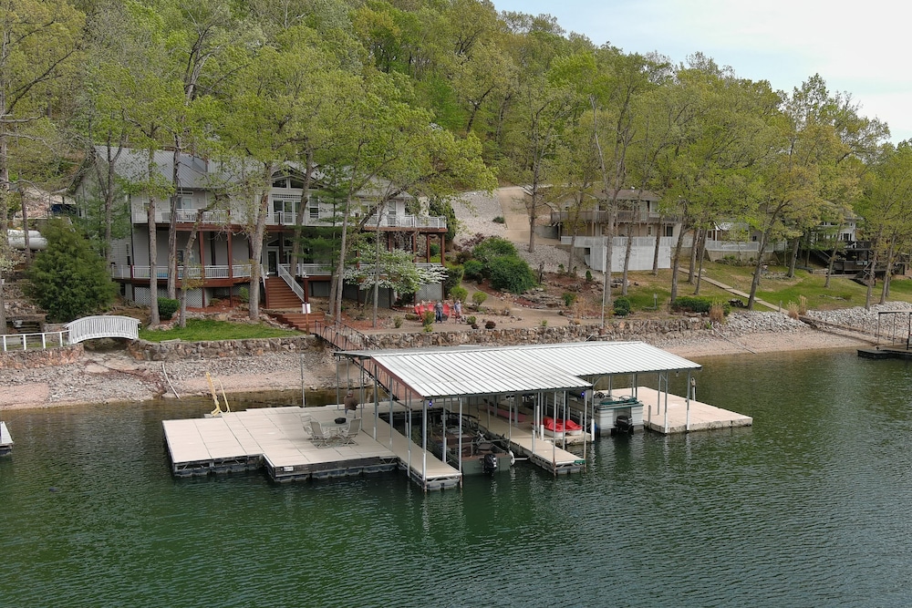 Cove Front, Kayak, Pedal Boat, and Nearby Restos