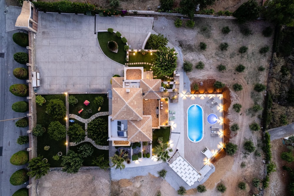Villa Natura - With Private Heated Pool view 4