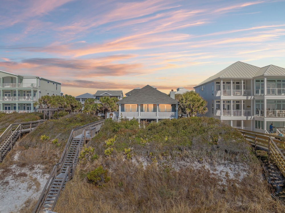 A Winterpast by the Sea - Gulf Front on 30A With Private Pool!