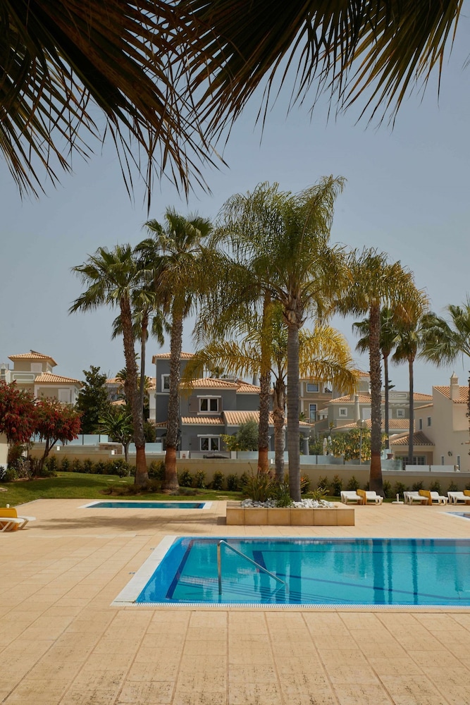 Casa Terra 2-bedroom Apartment With Pool