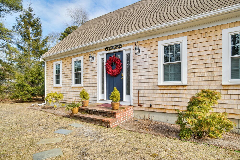 Cape Cod Perfection - Mid-cape Chatham!