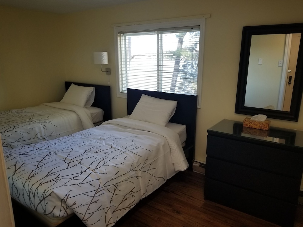 Pinedale Inn