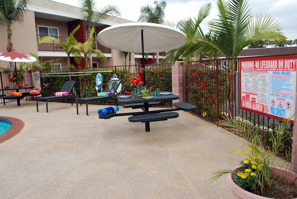 Orange County/Anaheim Vacations - Budget Inn Anaheim - Property Image 10