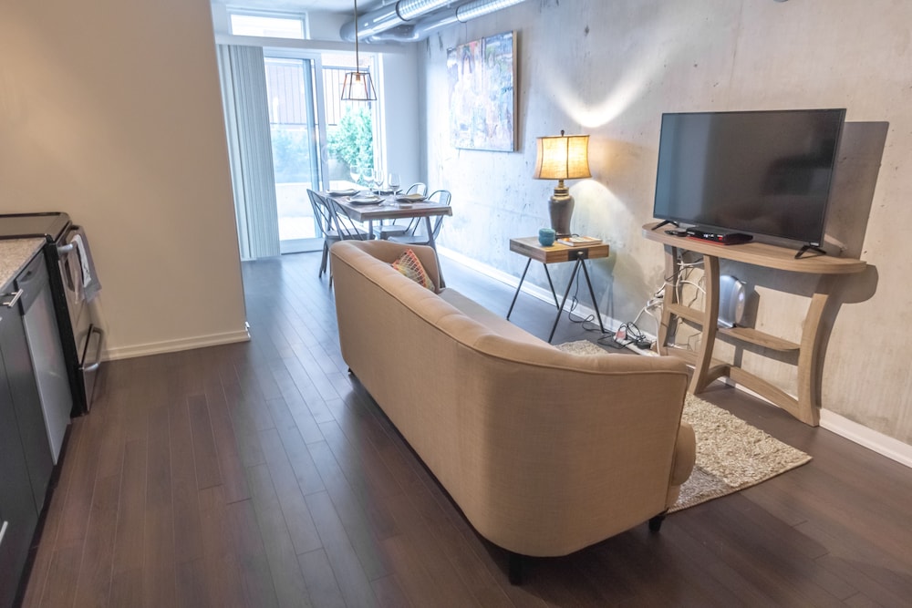 Luxurious Toronto Lofts - Image 2